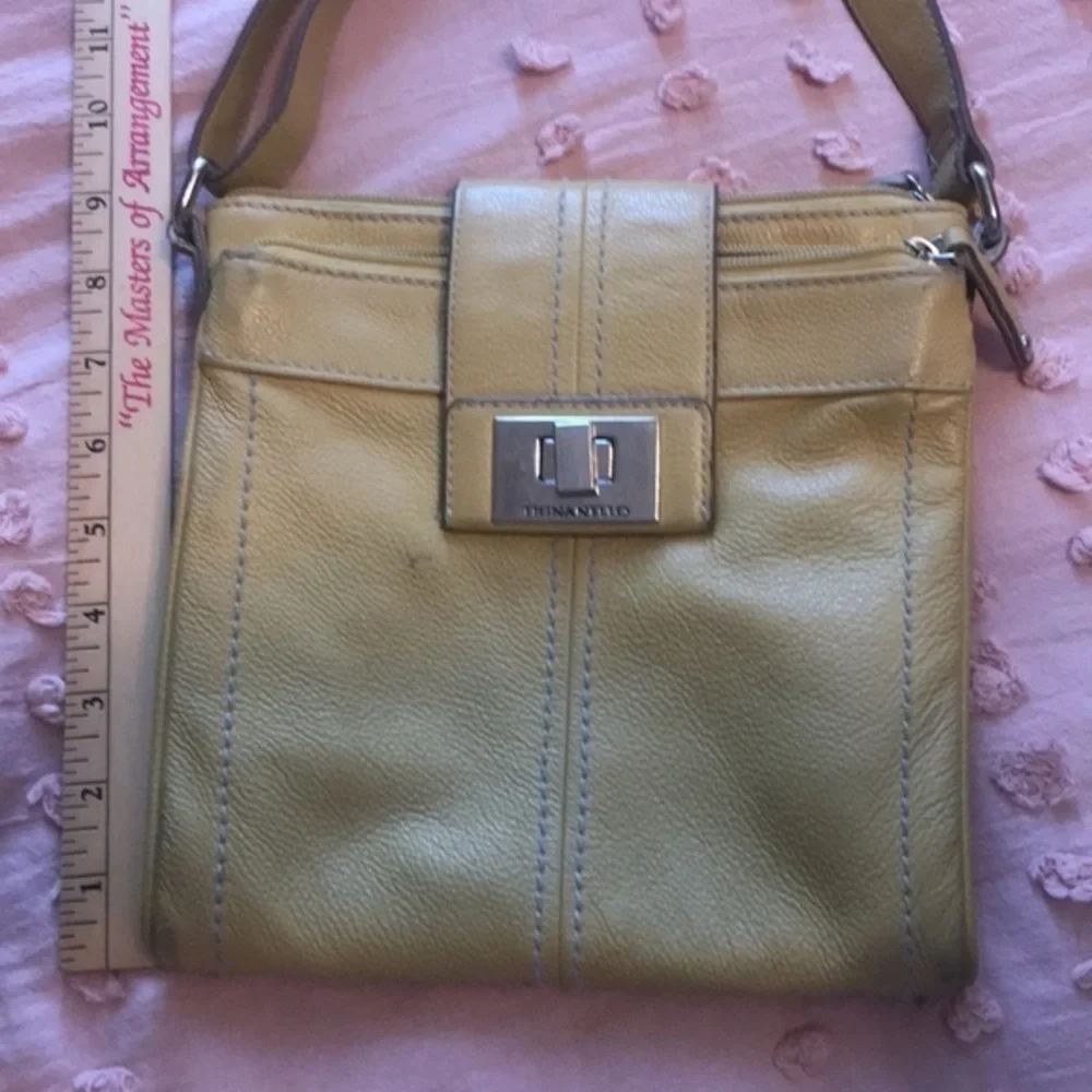 TIGNANELLO Yellow Pebble‎ Leather Crossbody